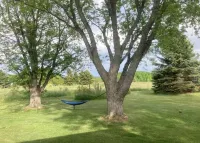 Great home right next to the HORSE SHOW! A perfect place for your visit! Hotel in zona Maple Bay Natural Area