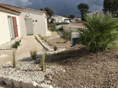 Villa Louise  Air-Conditioned Villa with Heated Pool Отели рядом с достопримечательностью «Office Municipal de Tourisme de Bonifacio»