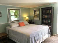 Cozy home in peaceful Boalsburg - Minutes from Beaver Stadium!