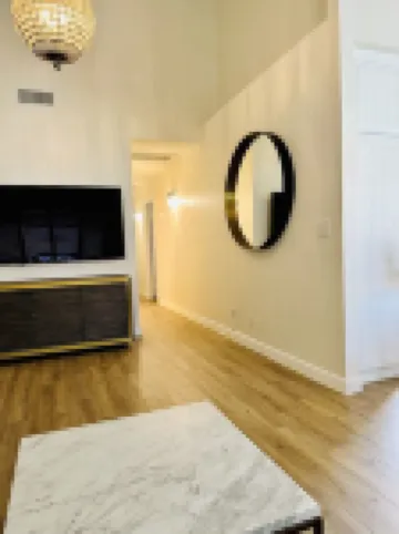 Gorgeous 3 Bedroom Condo