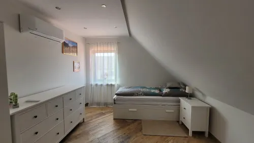 Vacation apartment SonnenaufgangVineyards close... Forest nearby... Wonderful... Hotels in Bobenheim am Berg