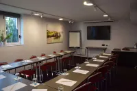 บริตโฮเทล แคน ฮีโรวิลล์ - 3 ดาว