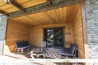 Veliski-Lodge, a chalet for rent in Haute-Maurienne