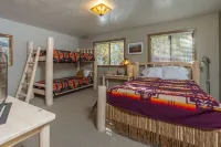 A comtemporary home that is great for families & large groups just 6 miles North