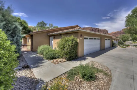 In Town Near Main Street! Single Level With Garage - Private Gated Yard