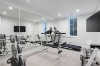 Stunning Hampton Holiday Family Fantasy for your Team