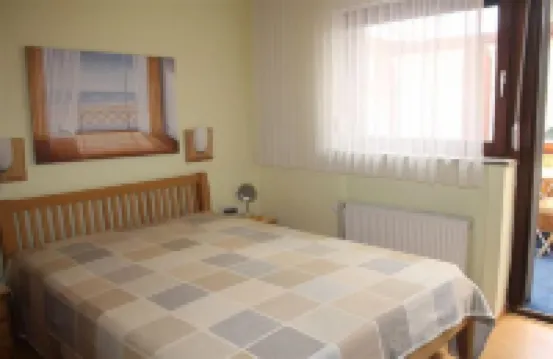 Middle row house near the beach, quiet location but in the middle of life