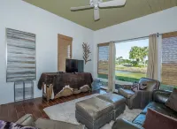 Sawgrass CC Oceanfront Community, Golf Cart to beach, 5 beds, dog on beach