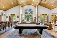 Luxurious riverfront home for large groups, family reunions, yoga retreat & more