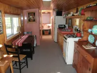 Cozy, Quiet , getaway for Single or Couple Hotels in Powell