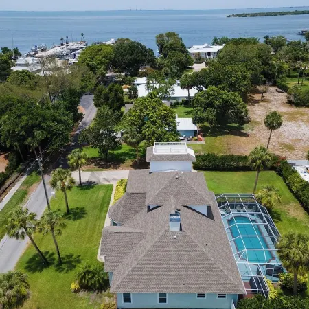 2026 Season  Sale  Executive Pool Home~Minutes to Beaches, Marina, Preserve