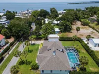 FAll SALE  EXECUTIVE POOL HOME~MINUTES TO BEACHES, MARINA, PRESERVE