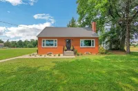 Unique Cottage + King Bed + Kids toy room - 4 stjerner