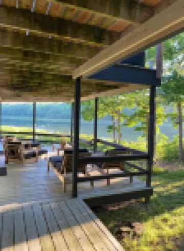 Perfect Mid-Century Private Waterfront East Hampton Retreat!