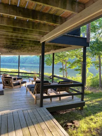 Perfect Mid-Century Private Waterfront East Hampton Retreat!