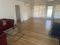 Beautiful, quiet and secured two bedroom house Hotels in Everett