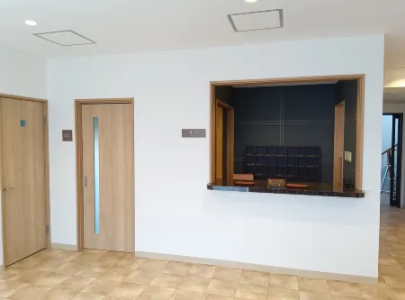 Business Hotel Wakura Отели рядом с достопримечательностью «Notojima Glass Art Museum»