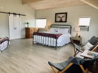 Stunning views right on the Majestic Yellowstone River! Hotels in Pray