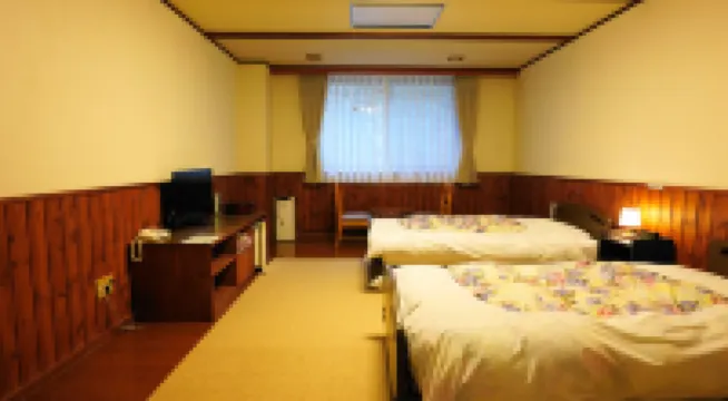 Tomuraushionsen Higashitaisetsusou