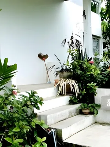 รูปภาพของไวท์ แอท ซี รีสอร์ท