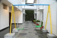 Elgozo Hotel Dreams Paradise - Yercaud - ห้องครัว