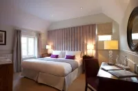 The Talbot Inn Các khách sạn ở Woking