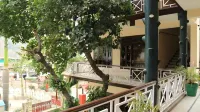 Gayatri Resort