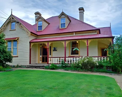 Cambridge House Hotels in Geeveston