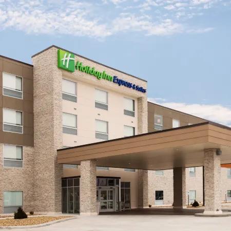 Holiday Inn Express & Suites WEST PLAINS SOUTHWEST by IHG