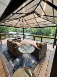 Southern Comfort Cabin-fire pit/kayaks/pet friendl