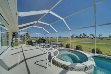 Rotonda Palms - Amazing, Golf course, Pool, Spa, Convenient to everything!
