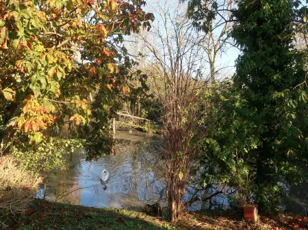 Le Rouge gorge Отели в г. Пор-Бай-Сюр-Мер