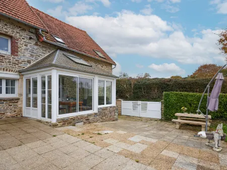 Le Rouge gorge Отели в г. Пор-Бай-Сюр-Мер