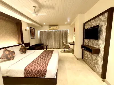 Hotel Sai Residency Hotels in Waliv