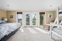 Lake View & Access/Hot Tub/5000 Arcade Games/Pool Table/Pontoon for Rent - 3-Star
