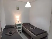 2-bedroom apartment-close to beaches and center