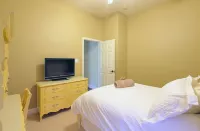 Prime Location in West Plano - private rooms