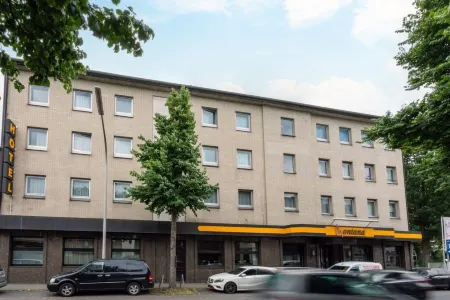 Montana Hotel Mönchengladbach Отели в г. Менхенгладбах