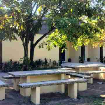 Hidaway Resort Hotel Exterior