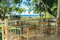 Azul Hotel & Retreat - breakfast