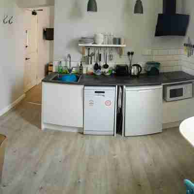 Cotswold Aparthotel Rooms