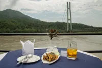 Siddhartha Resort, Chisapani - breakfast