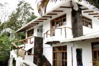 Suymar Ecolodge Galapagos Hotel a 