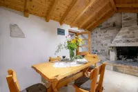 Stone House Harmony