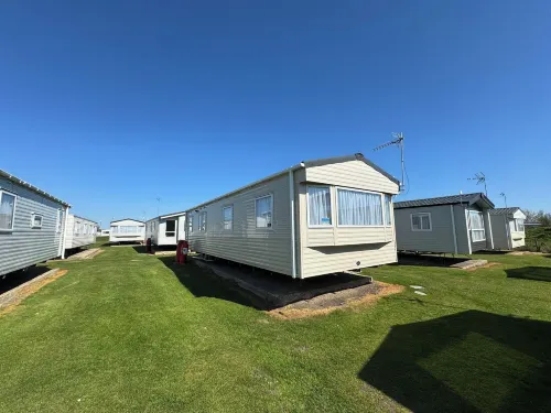 St Osyth- Sleeps8-Freeparking-Wifi-Holidaypark Hotels in Clacton-on-Sea