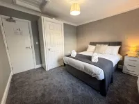 Billy's Place Hotels in Boston