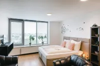 Flora Cozy Apartment by Chors