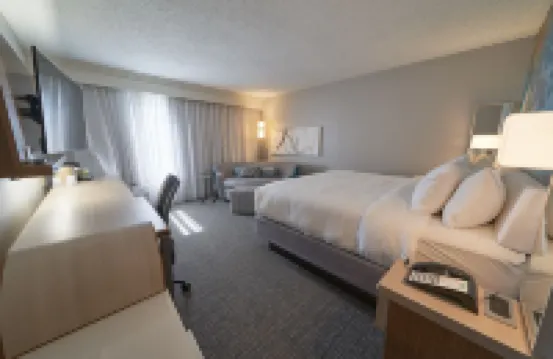 Courtyard Bentonville Hotels in Benton County