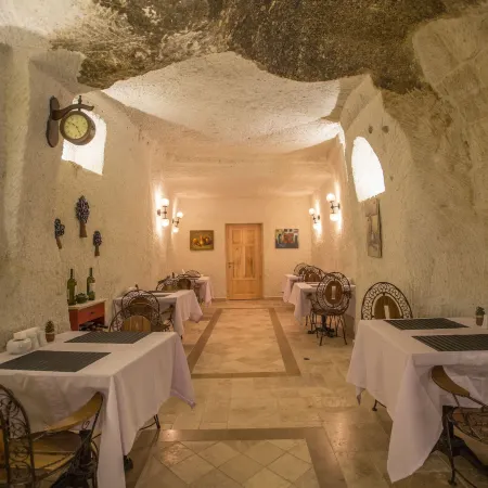Agarta Cave Hotel