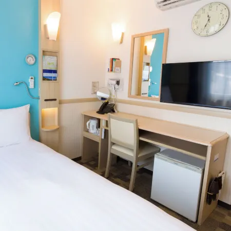 Toyoko Inn Biwako Sen Minami Kusatsu Eki Nishi Guchi